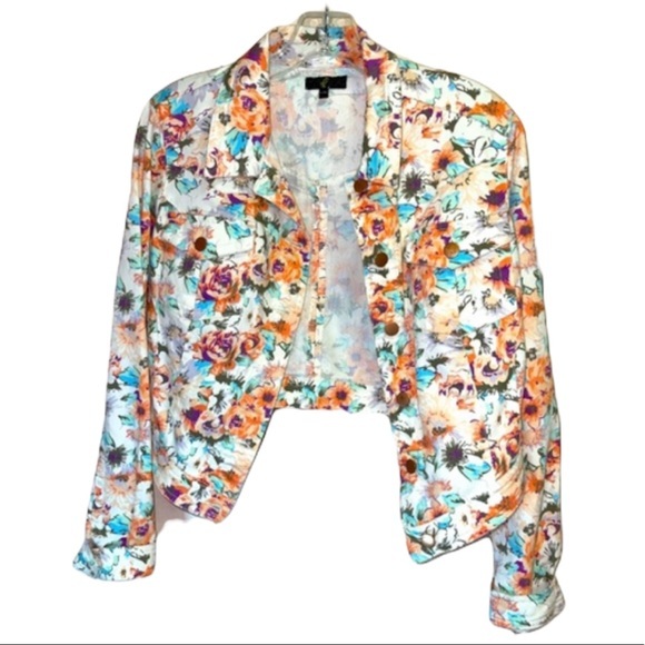 Forever 21 Jackets & Blazers - Forever21 G21 Denim antique rose print jacket